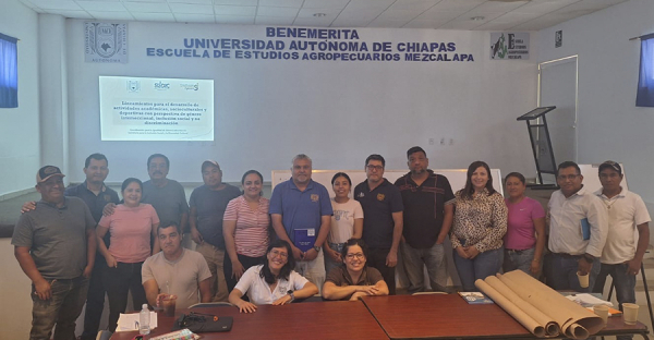 Capacitan a personal de la Escuela de Estudios Agropecuarios Mezcalapa en materia de género, inclusión e interseccionalidad